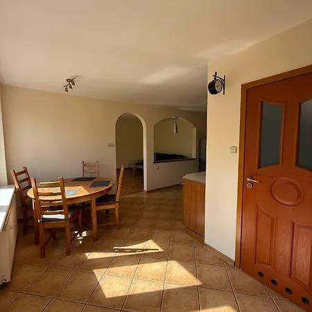 Apartment Spring House *